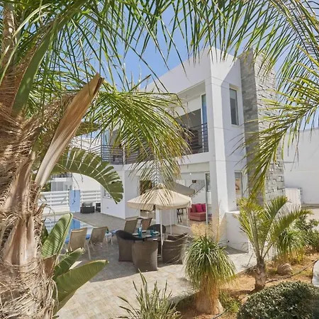 Pearl 18 Villa Protaras