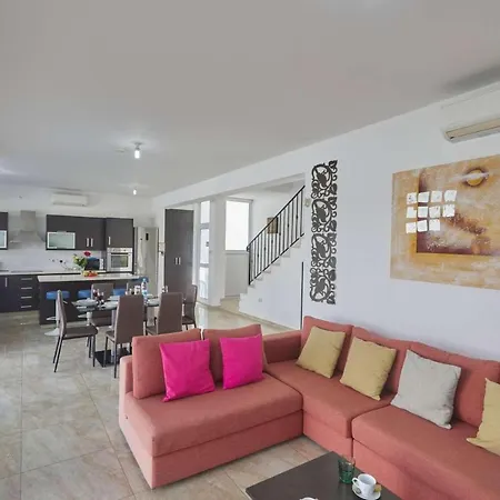 Villa Pearl 18